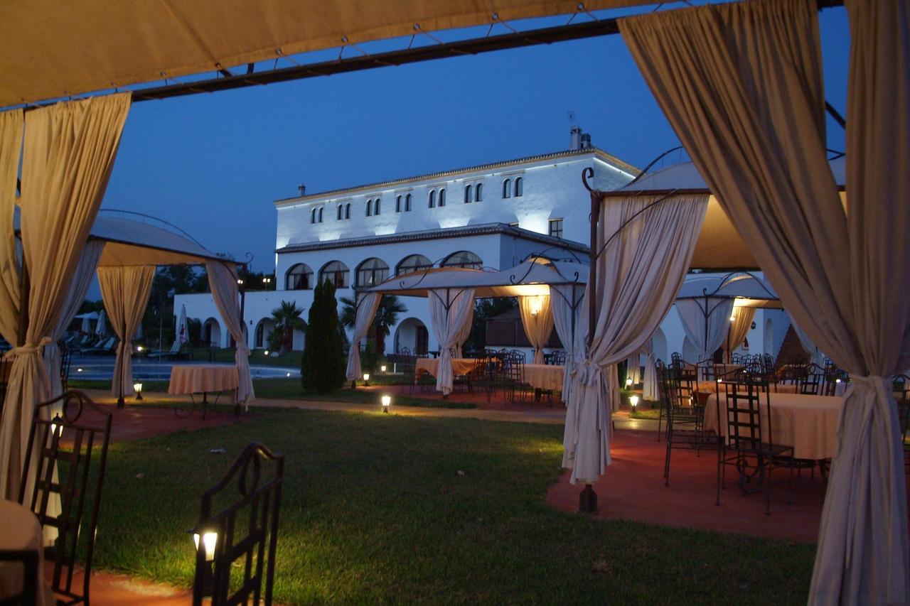 Almazara Hotell Loja Exteriör bild