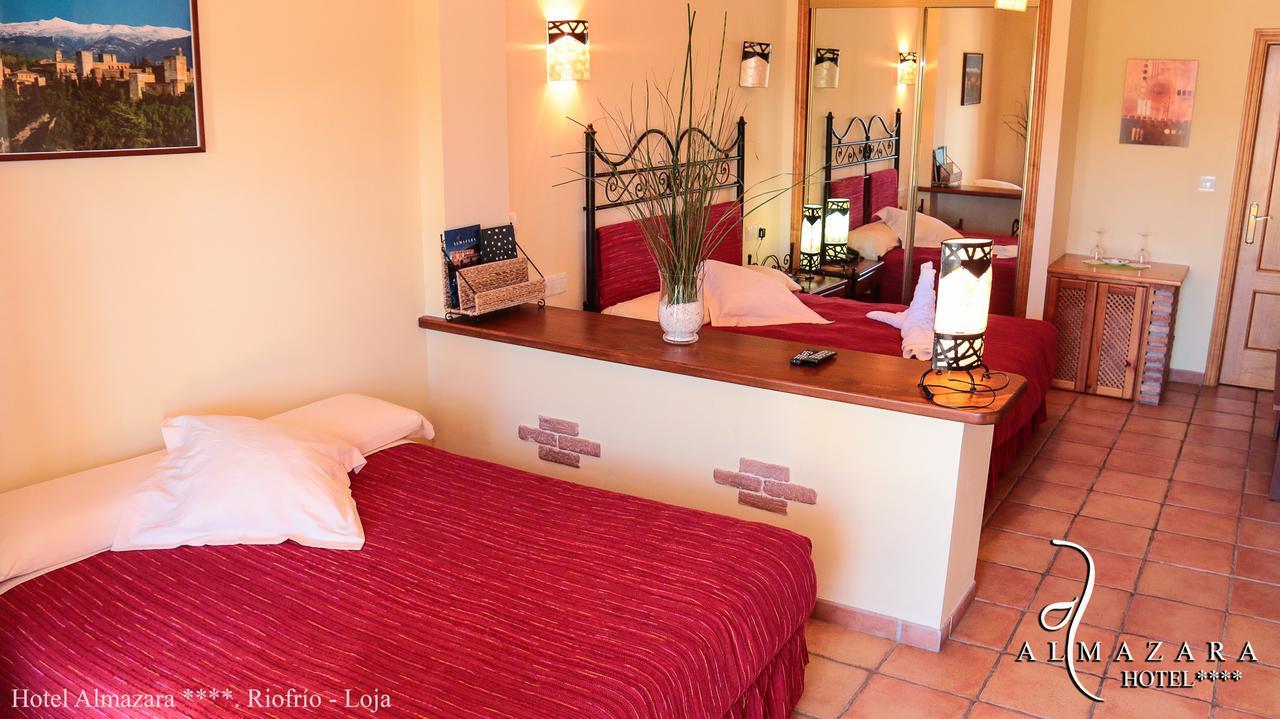 Almazara Hotell Loja Exteriör bild