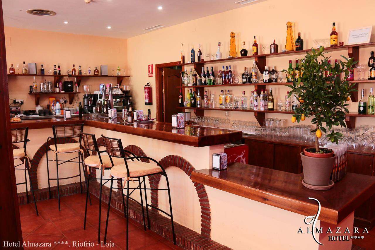 Almazara Hotell Loja Exteriör bild